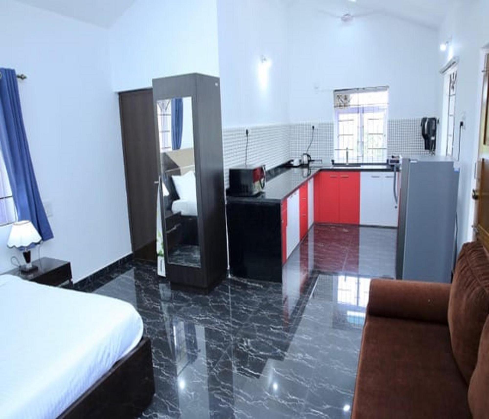 Lar Amorosa Boutique Hotel - Goa Calangute Dış mekan fotoğraf