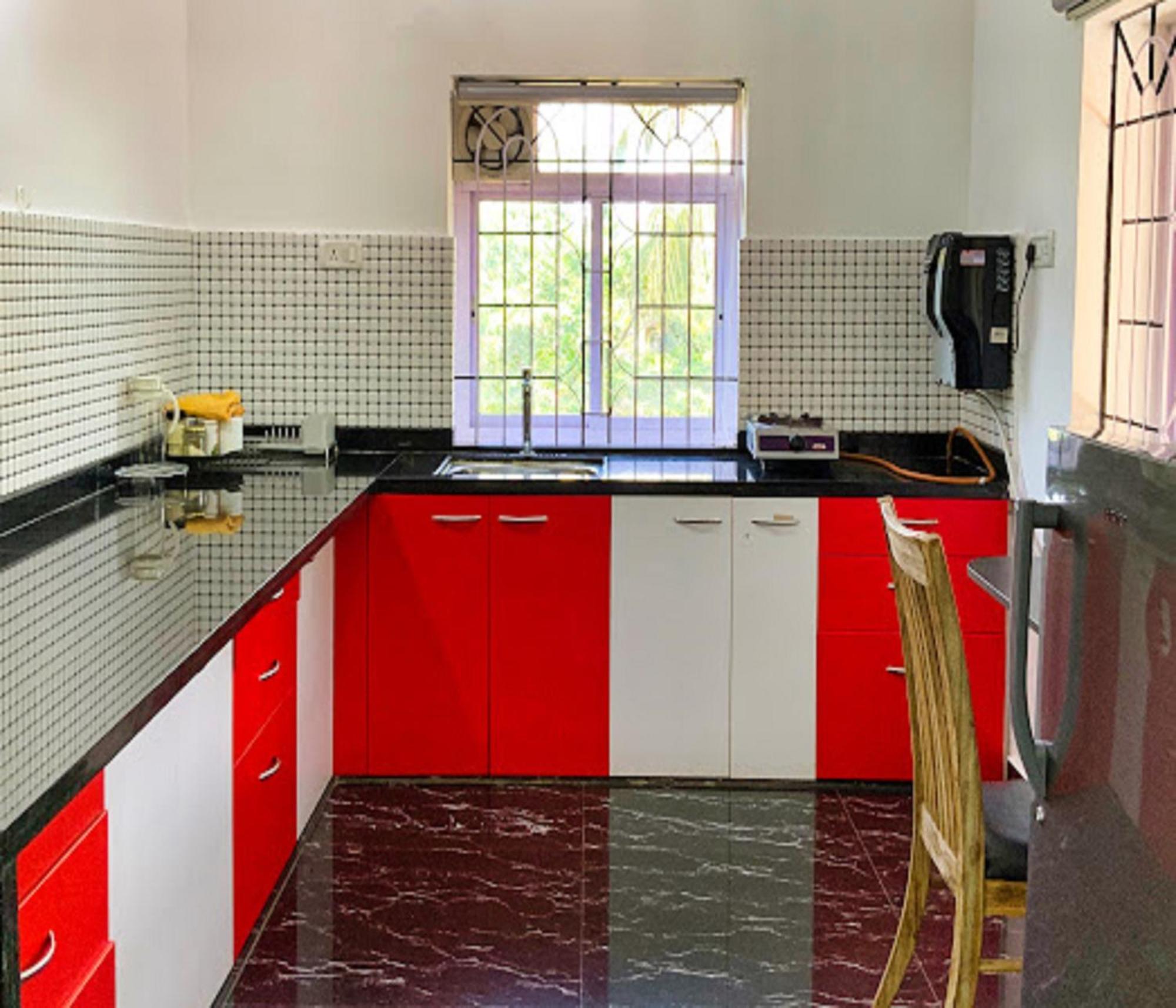 Lar Amorosa Boutique Hotel - Goa Calangute Dış mekan fotoğraf