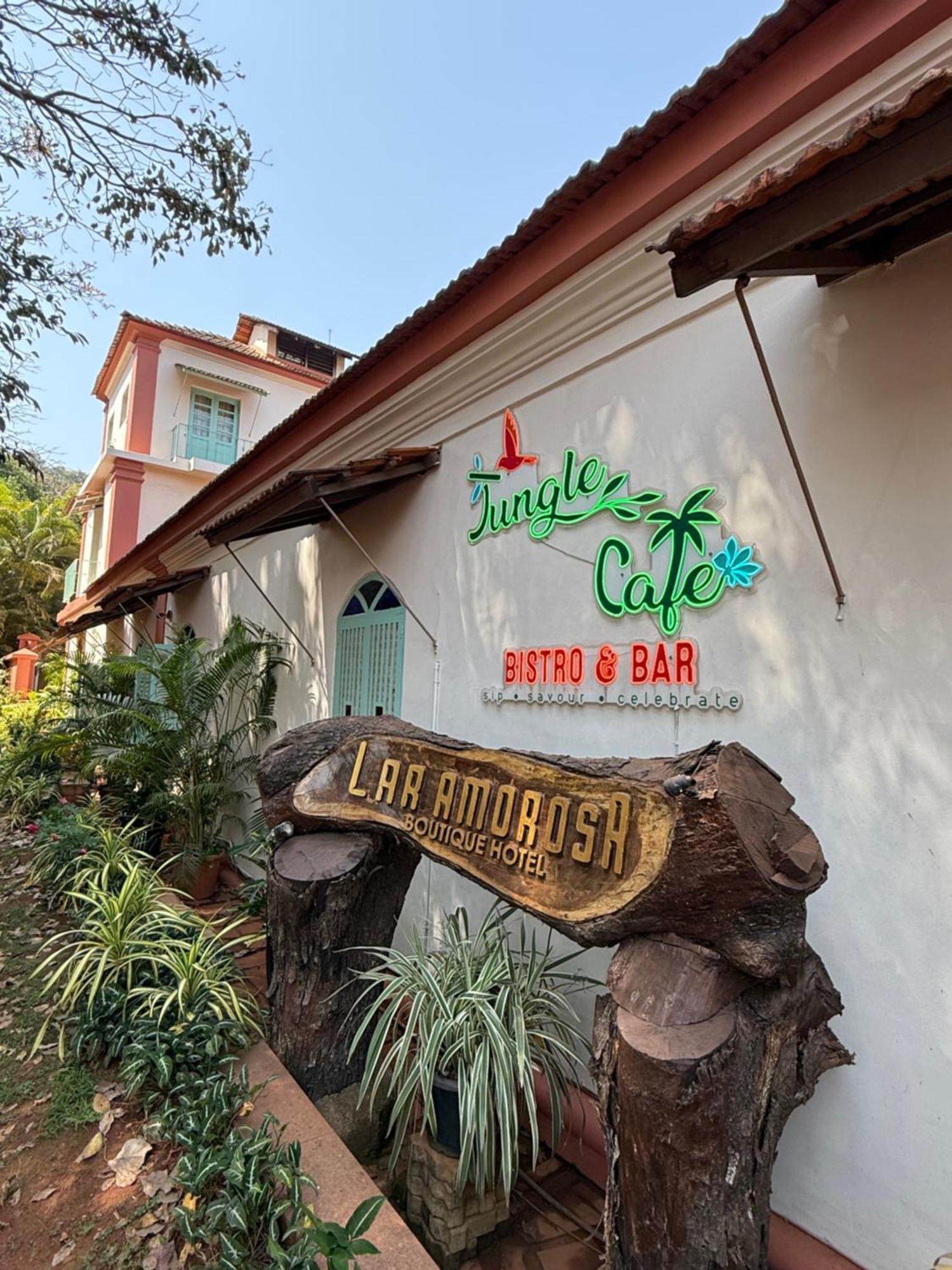Lar Amorosa Boutique Hotel - Goa Calangute Dış mekan fotoğraf