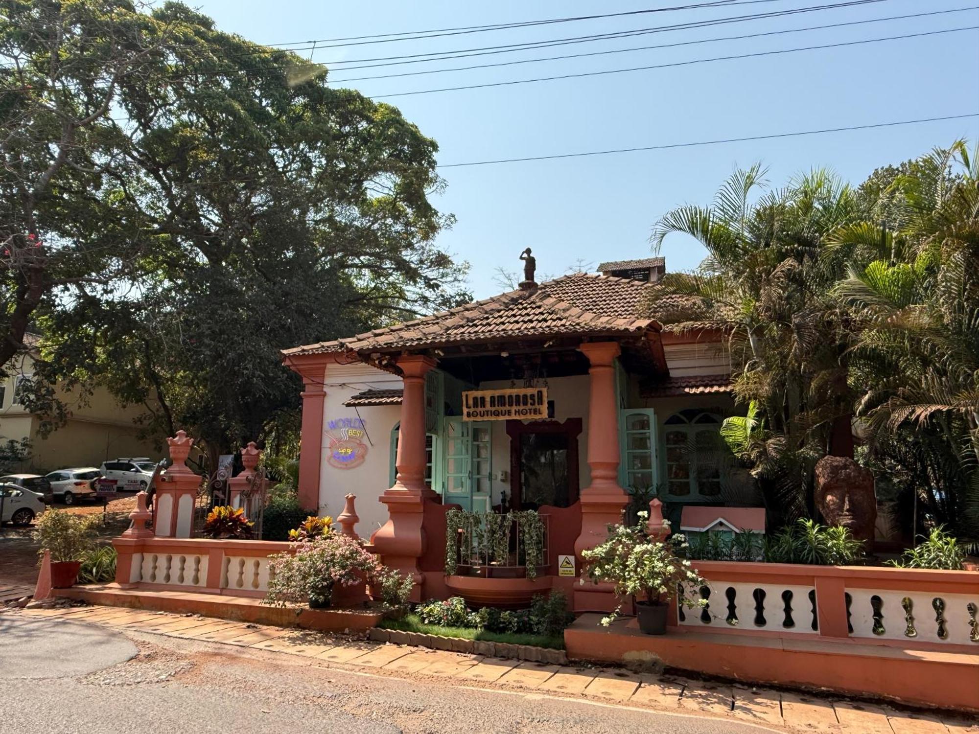 Lar Amorosa Boutique Hotel - Goa Calangute Dış mekan fotoğraf