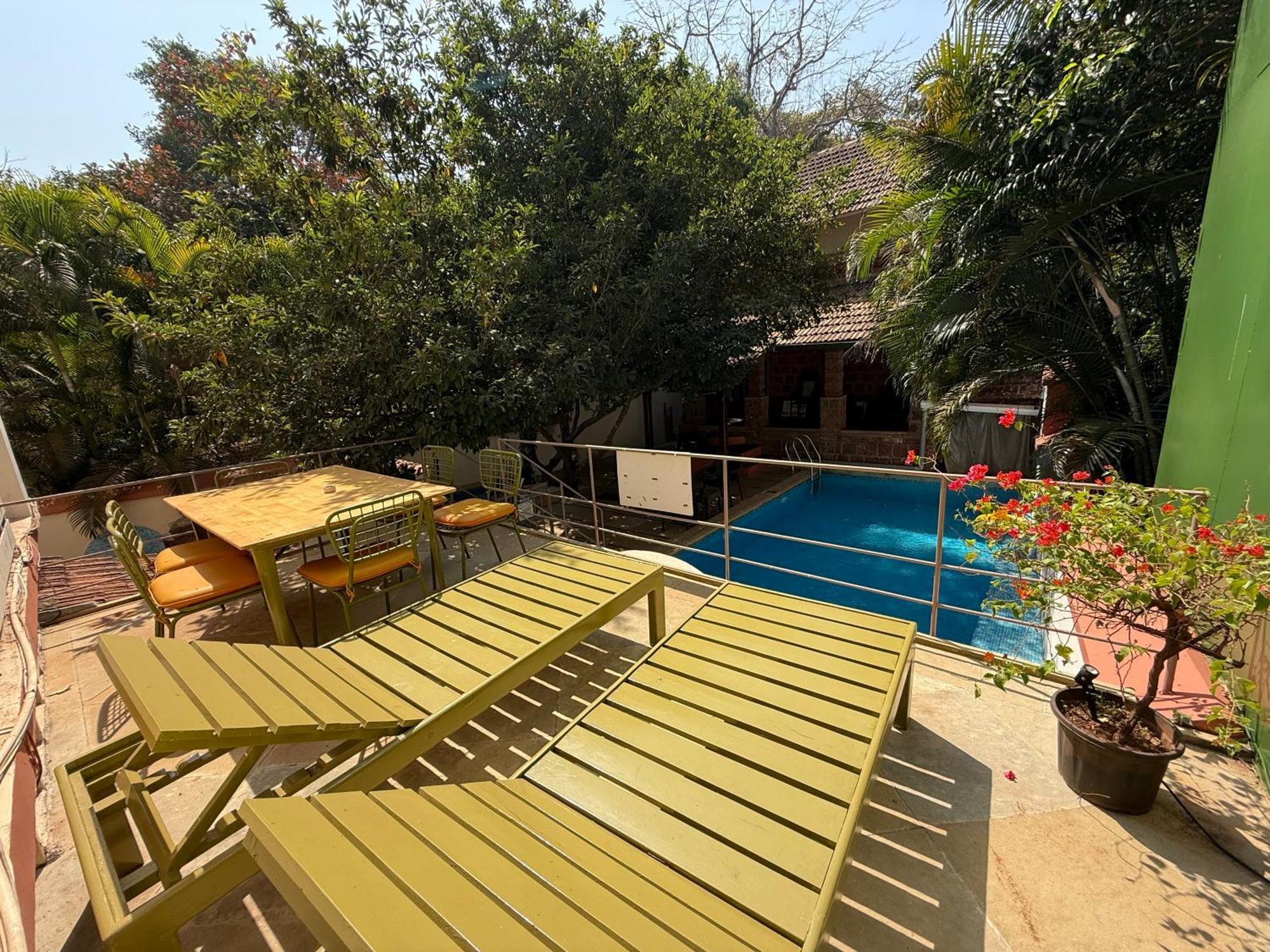 Lar Amorosa Boutique Hotel - Goa Calangute Dış mekan fotoğraf