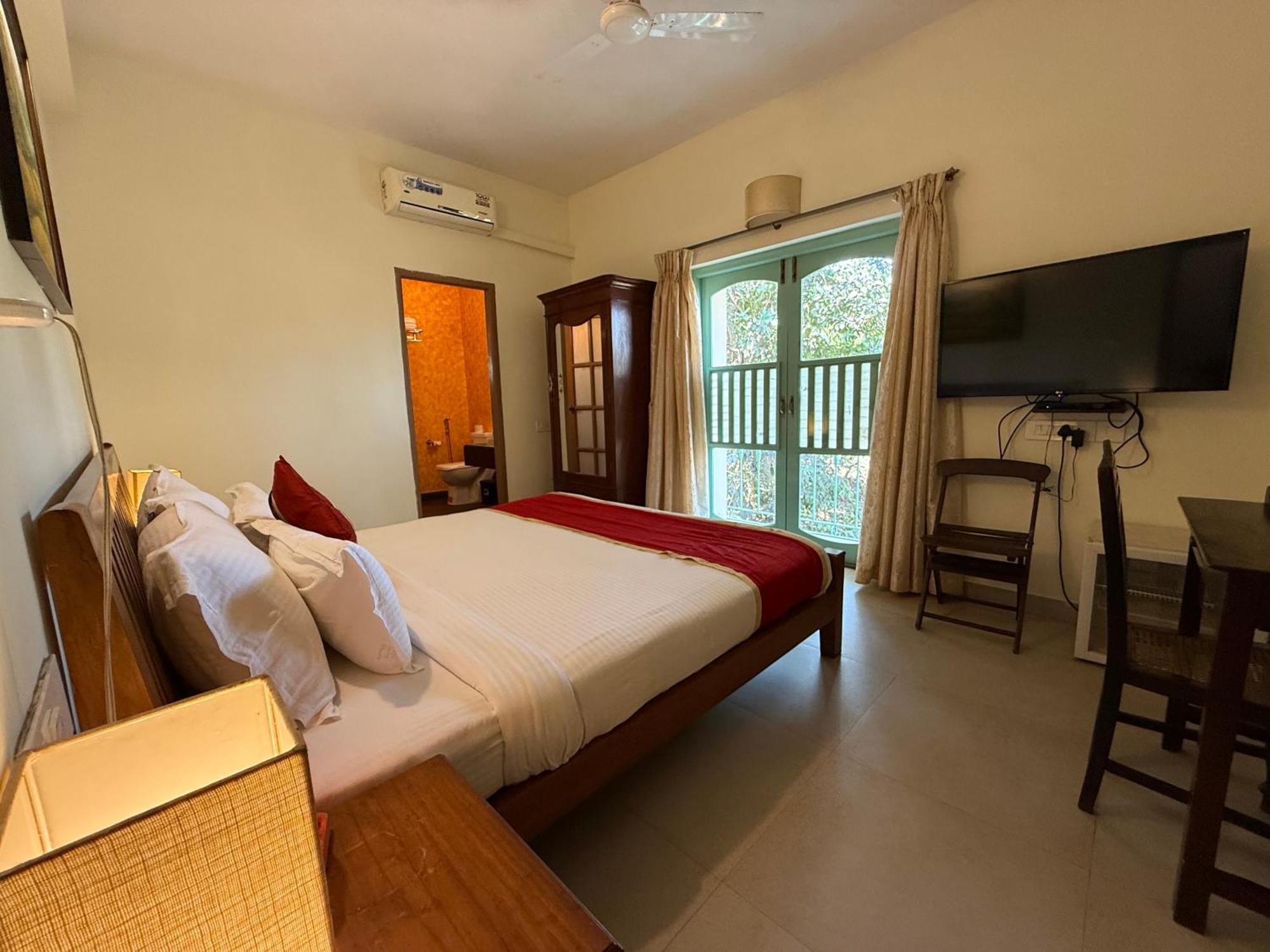 Lar Amorosa Boutique Hotel - Goa Calangute Dış mekan fotoğraf
