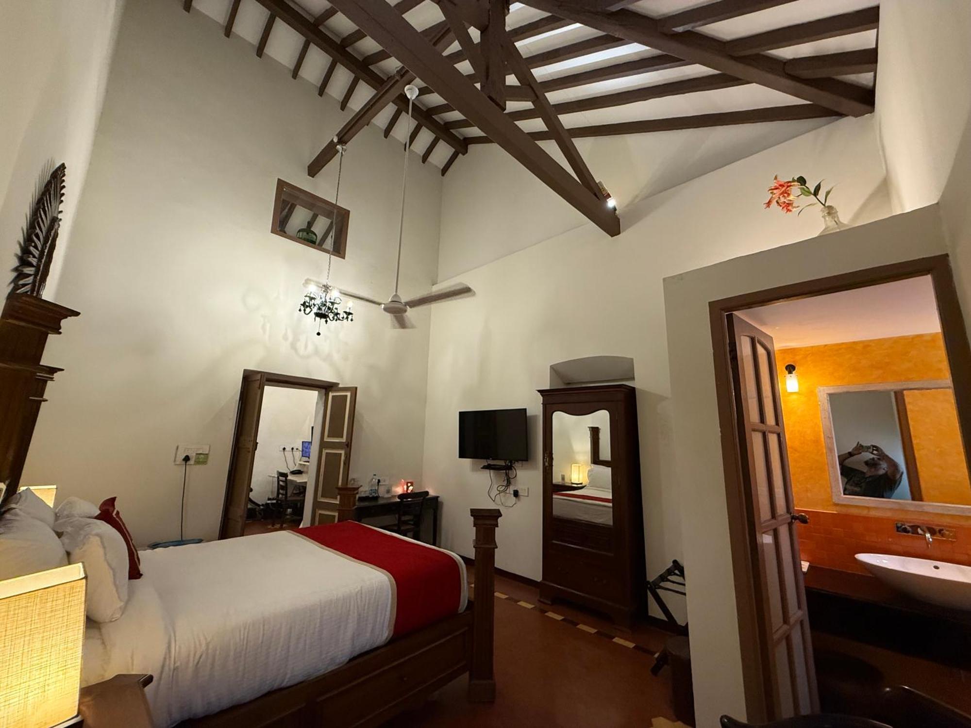 Lar Amorosa Boutique Hotel - Goa Calangute Dış mekan fotoğraf