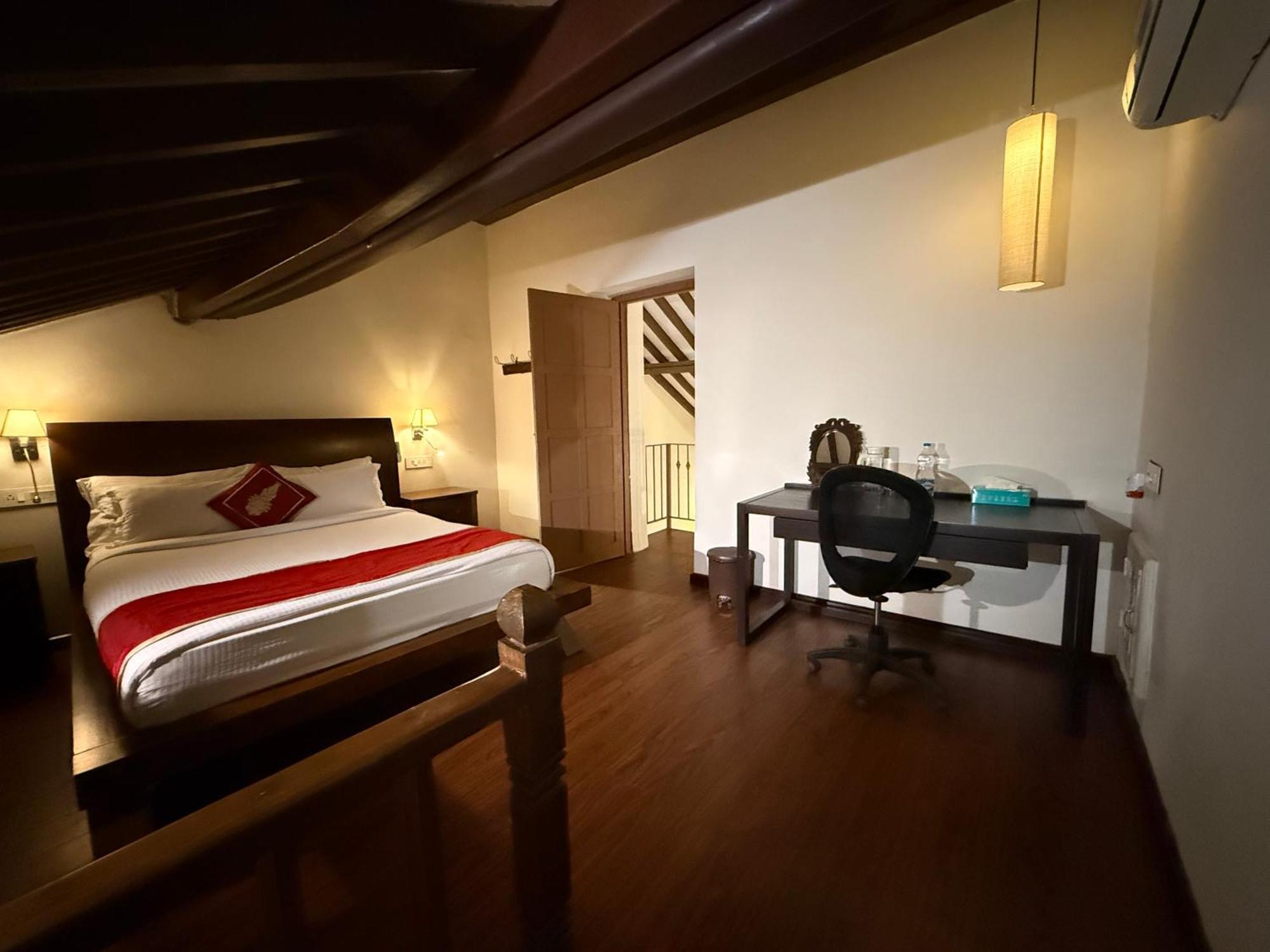 Lar Amorosa Boutique Hotel - Goa Calangute Dış mekan fotoğraf