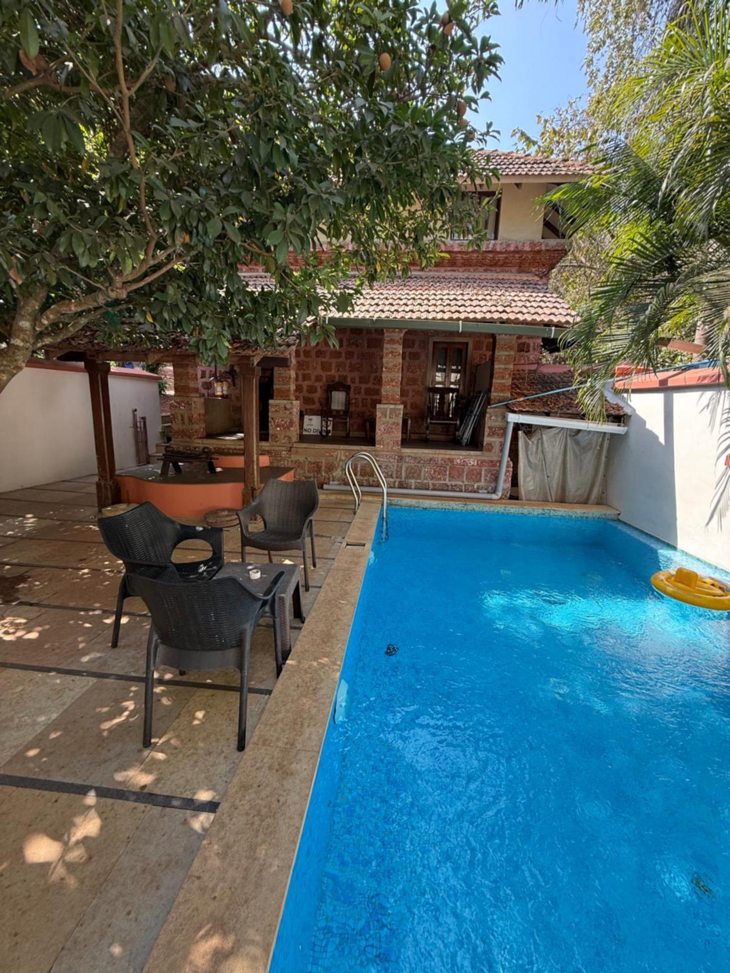 Lar Amorosa Boutique Hotel - Goa Calangute Dış mekan fotoğraf