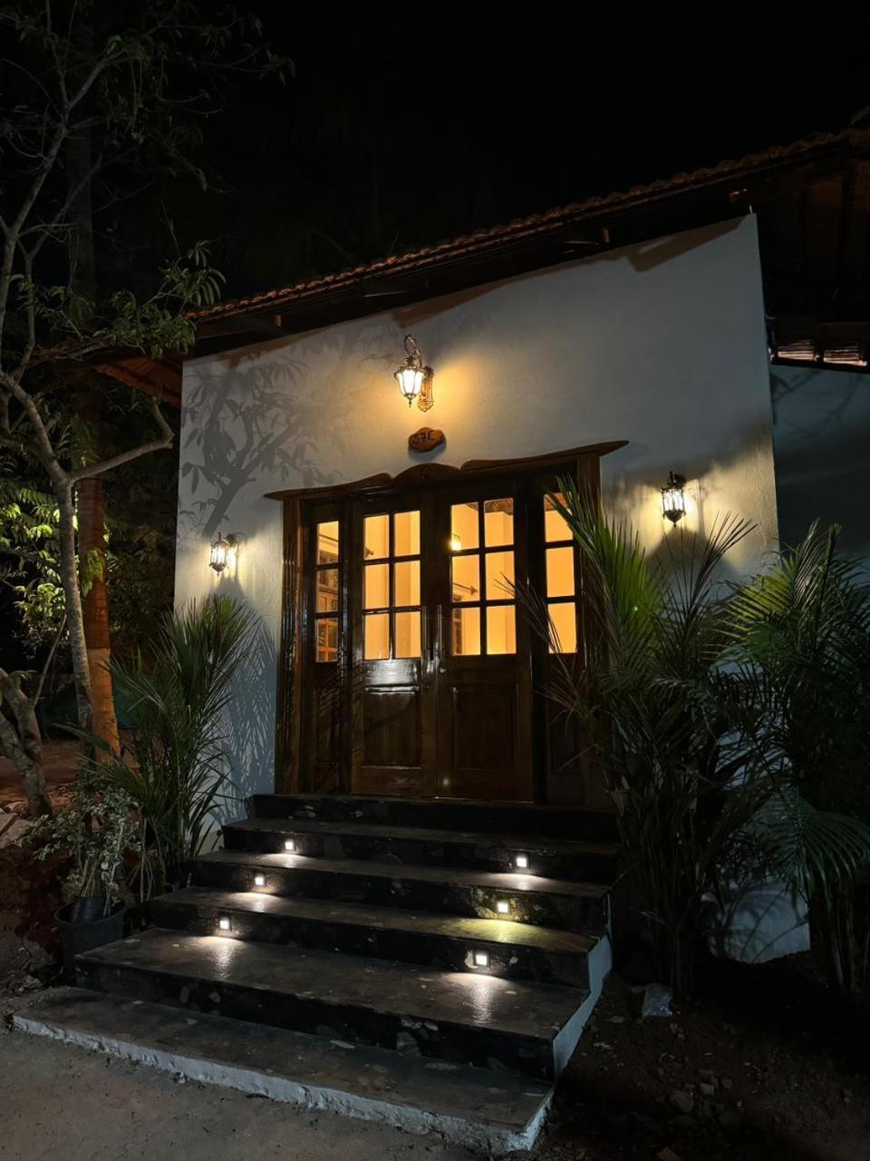 Lar Amorosa Boutique Hotel - Goa Calangute Dış mekan fotoğraf